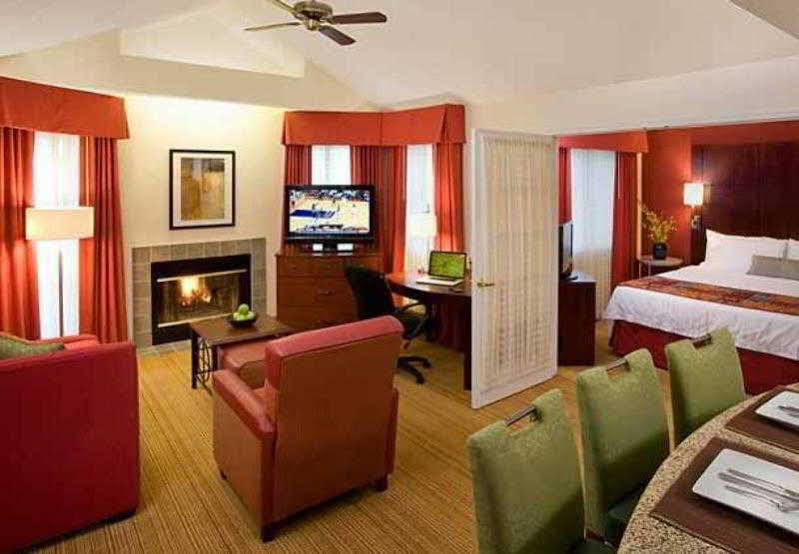 Hotel Concord Pleasant Hill