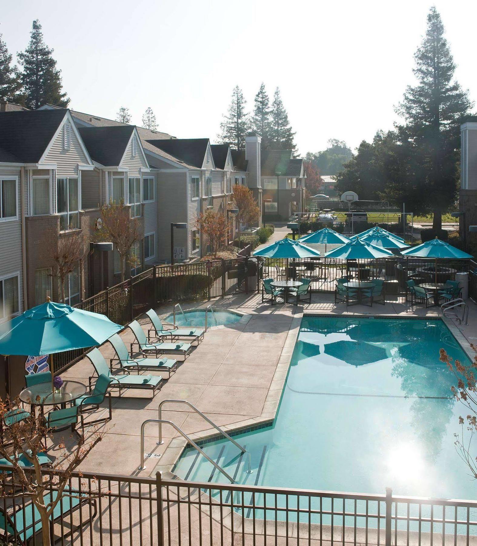 Concord Hotel Pleasant Hill